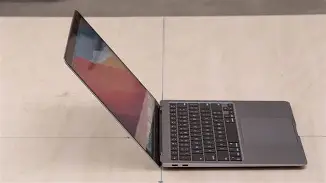 Should You Buy the Macbook Air 13 M1 2020 in 2026? A Deep Dive